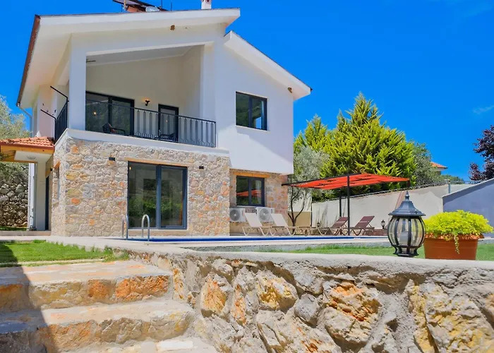 Kızılbella 1, Lüks Havuzlu Korunaklı Taş